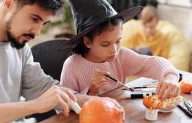 News Halloween Art Projects to Do With Kids You Babysit for College Students