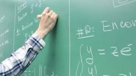 Online Courses Introducción a las ecuaciones diferenciales for College Students