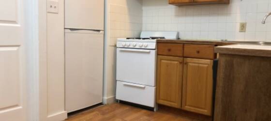 Tufts Housing 3BR next to Northeastern University Great Location for Tufts University Students in Medford, MA
