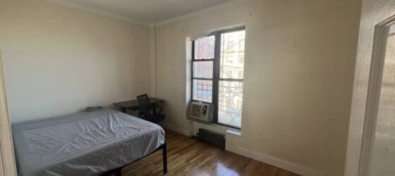 Columbia Housing Upper West Side Roommate Needed for Columbia University Students in New York, NY