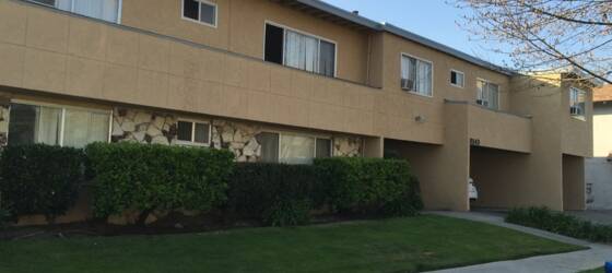 Flair Beauty College Housing IMMACULATE TWO BEDROOM ONE  BATH APARTMENT for Flair Beauty College Students in Canyon Country, CA