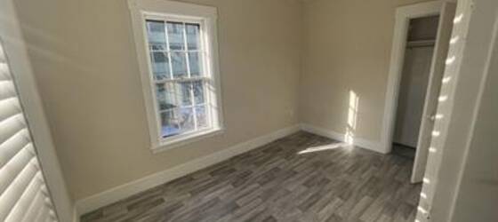 WPI Housing 3 bedroom 1 bath for Worcester Polytechnic Institute Students in Worcester, MA