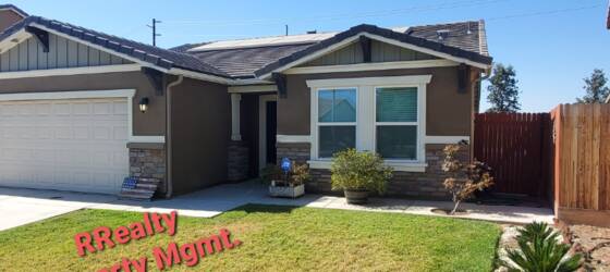 Porterville College  Housing Newer Fully Furnished Home! for Porterville College  Students in Porterville, CA