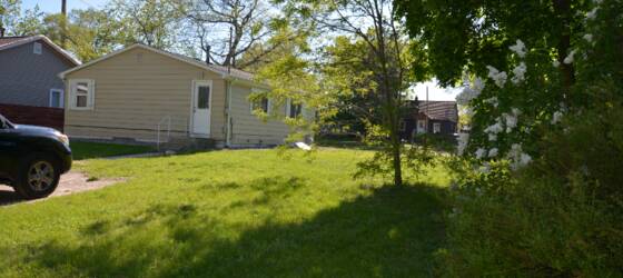 NMC Housing 3BR 1BA in town large yard for Northwestern Michigan College Students in Traverse City, MI
