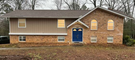 Lee Housing Spacious Home in East Brainerd for Lee University Students in Cleveland, TN