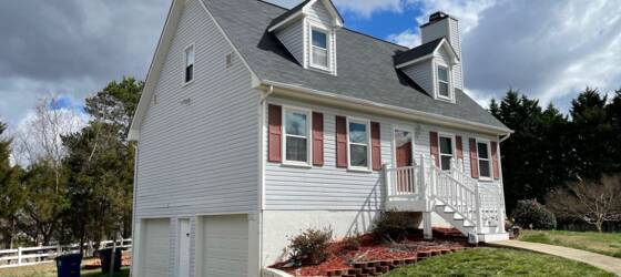 WFU Housing 4 BED, 3 BATH HOME LOCATED IN THE SOUTH SUBURBAN AREA OF WINSTON SALEM for Wake Forest University Students in Winston Salem, NC