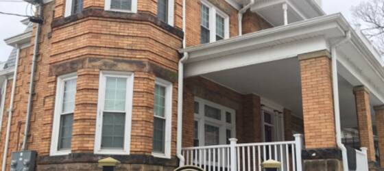 Allegheny Housing Cozy 1BR Penthouse w/ Private balcony for Allegheny College Students in Meadville, PA