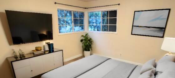 Housing Available now! 1Bed plus 1Bath in Great Location In Santa Monica for College Students