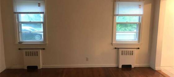 Five Towns College Housing Oversized Rarely Available 6 Bedroom 3 Full Bath Finished Basement for Five Towns College Students in Dix Hills, NY