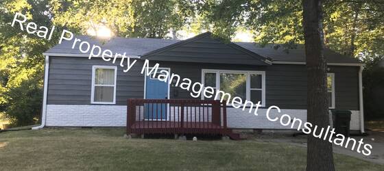 Central Missouri Housing Updated 3-Bedroom Home with Modern Features and Outdoor Oasis! for University of Central Missouri Students in Warrensburg, MO