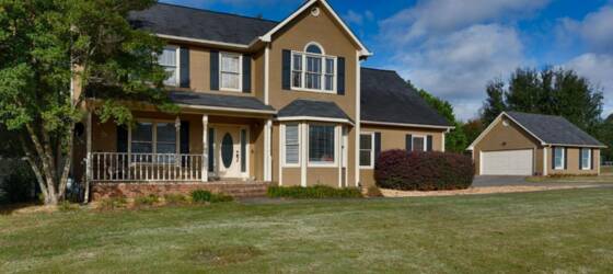 AAMU Housing 4 Bd/2.5Ba Home in Madison City School District for Alabama A & M University Students in Normal, AL