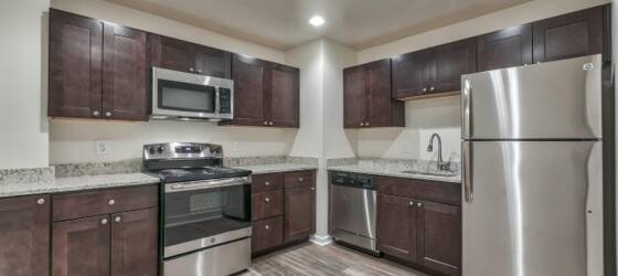 Towson Housing 1 Bedroom with Hardwood Floors Available NOW! for Towson Students in Towson, MD