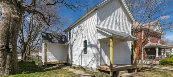 Carthage R9 School District-Carthage Technical Center Housing 3 bedroom | 2 bathrooms | Entire HOME |  JOPLIN Schools for Carthage R9 School District-Carthage Technical Center Students in Carthage, MO