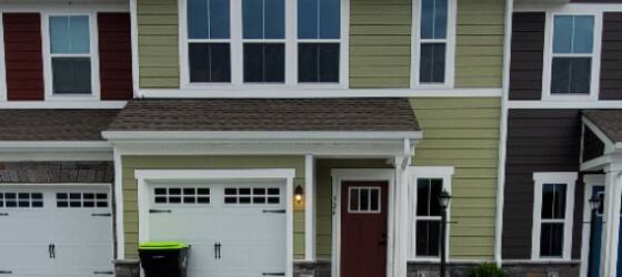 TCC Housing Newly built Townhouse with a Garage for Tidewater Community College Students in Norfolk, VA