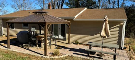 Montreat Housing West Asheville—Fully Furnished for Montreat College Students in Montreat, NC