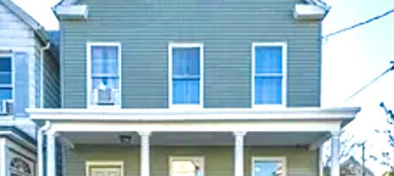 Moravian Housing Lovely Two Bedroom Apartment in Phillipsburg NJ for Moravian College Students in Bethlehem, PA