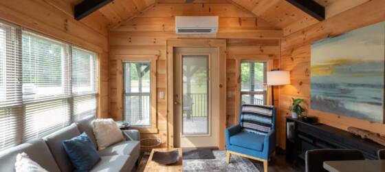 Isothermal Community College  Housing Stylish New Tiny House Rural Campobello - Weekly or Monthly Rent for Isothermal Community College  Students in Spindale, NC