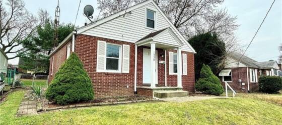 Malone Housing Newly Renovated 3 Bed, 1 Bath Home | Canton, OH for Malone University Students in Canton, OH