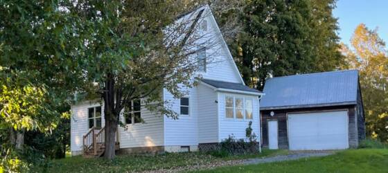 University of Vermont Housing Charming 3 Bed, 2 Bath Single Family Home in Westford - $2700/mo for University of Vermont Students in Burlington, VT