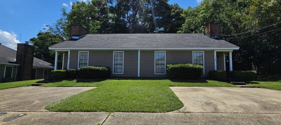 Alabama State Housing Spacious 2/2 Duplex for Alabama State University Students in Montgomery, AL
