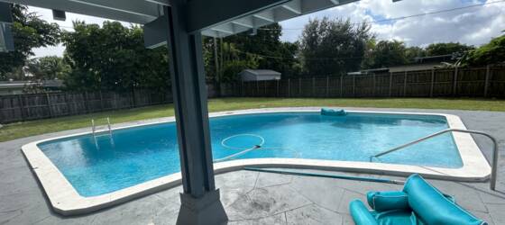 AM College LLC Housing TWO ROOMS AVAIL. in 5B/3b pool house (SPRING SEMESTER) for AM College LLC Students in Miami, FL